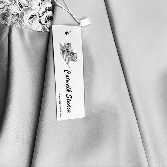 🆕 Catwalk Studia Dress Juniors Size L Peach Pink Lace Babydoll Cutout NWT - Picture 11 of 12